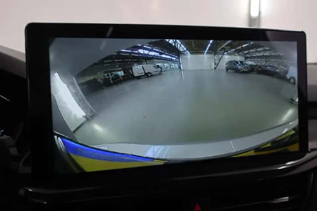 Ford Focus (2023) thumbnail 40