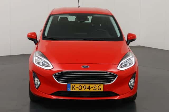 Ford Fiesta (2021) thumbnail 3