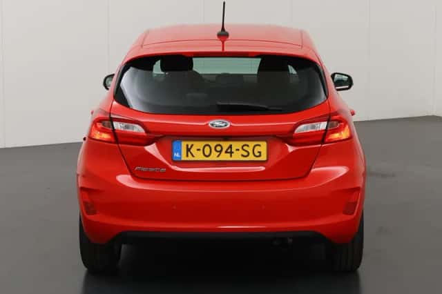 Ford Fiesta (2021) thumbnail 4