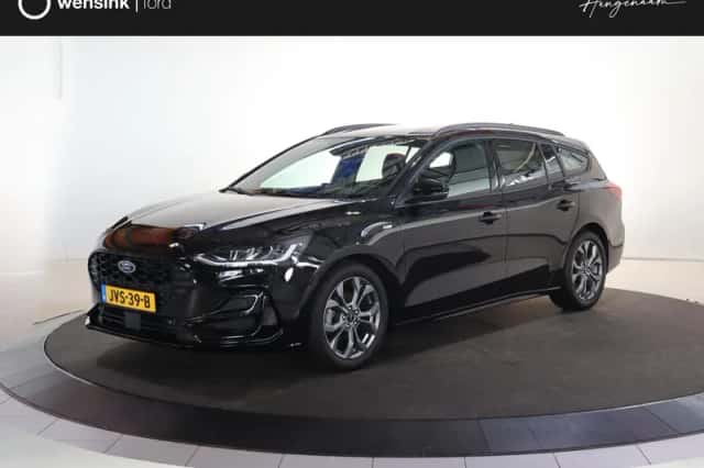 Ford Focus (2023) thumbnail 1