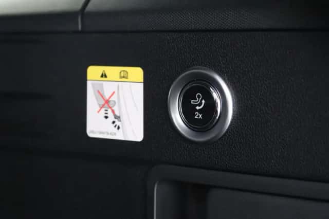 Ford Focus (2023) thumbnail 12