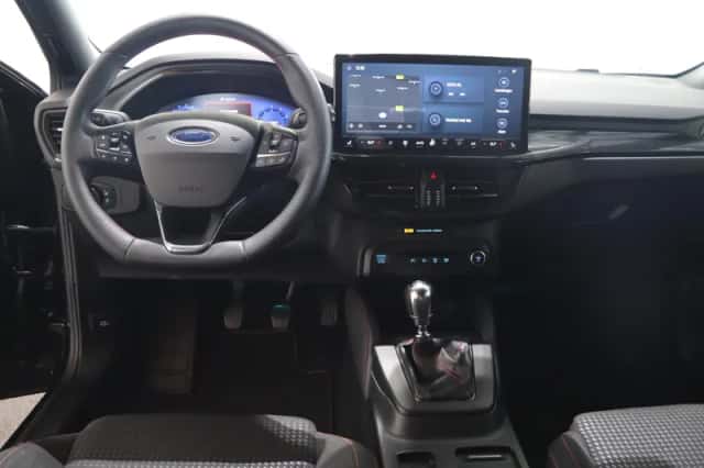 Ford Focus (2023) thumbnail 17