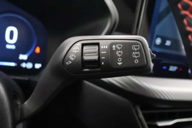 Ford Kuga (2025) thumbnail 33