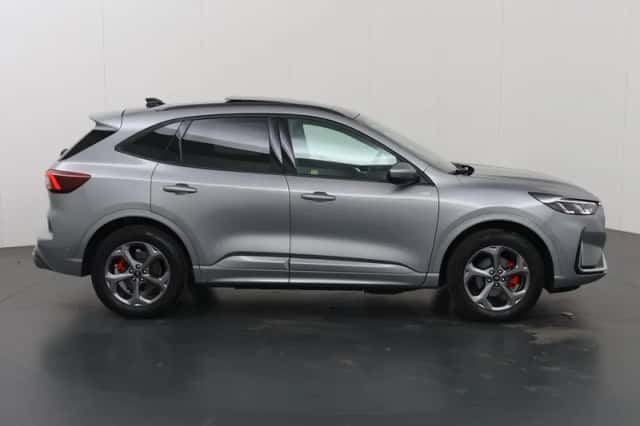 Ford Kuga (2025) thumbnail 6