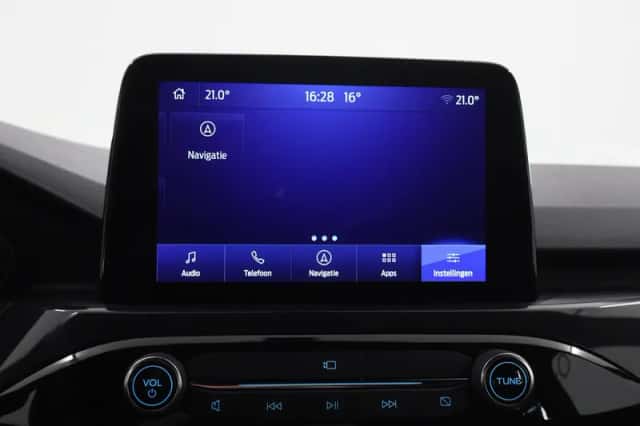 Ford Kuga (2023) thumbnail 25