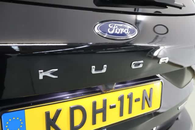 Ford Kuga (2023) thumbnail 44