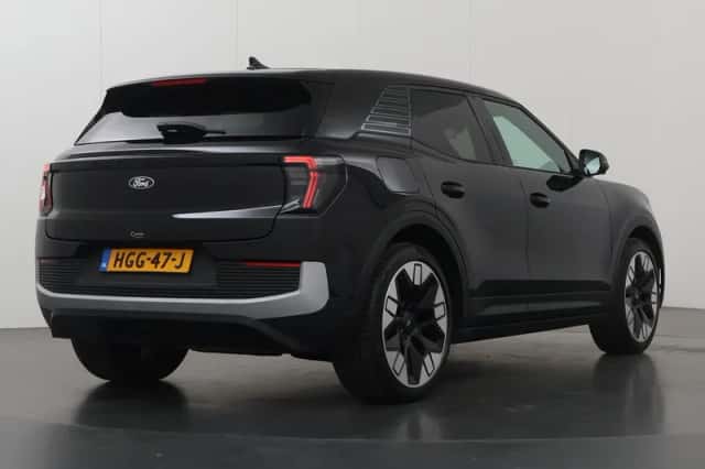 Ford Explorer (2025) thumbnail 2
