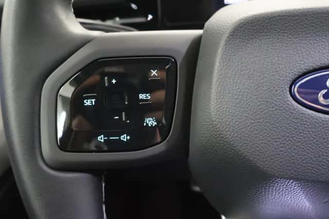 Ford Explorer (2025) thumbnail 30