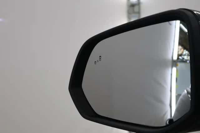 Ford Explorer (2025) thumbnail 33