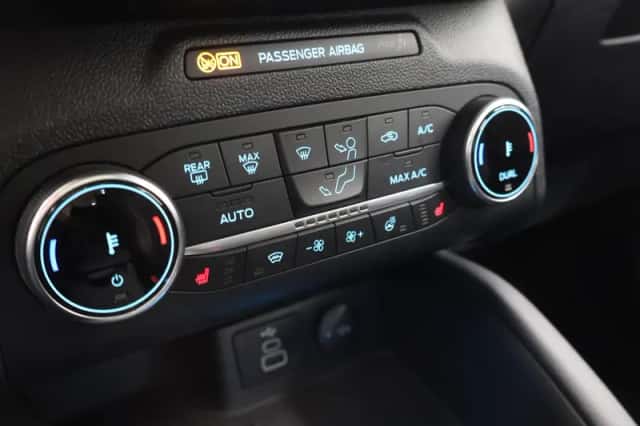 Ford Kuga (2023) thumbnail 25