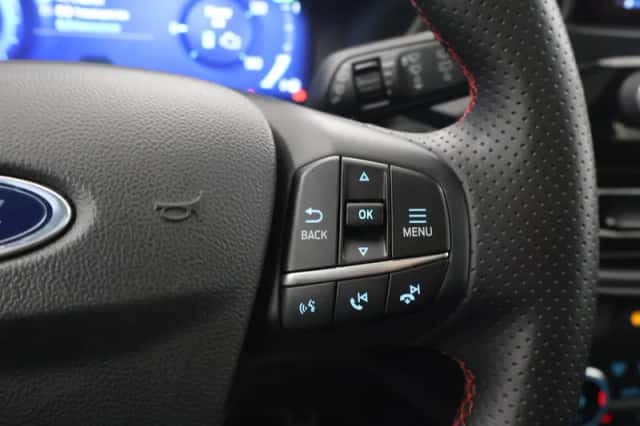 Ford Kuga (2023) thumbnail 32
