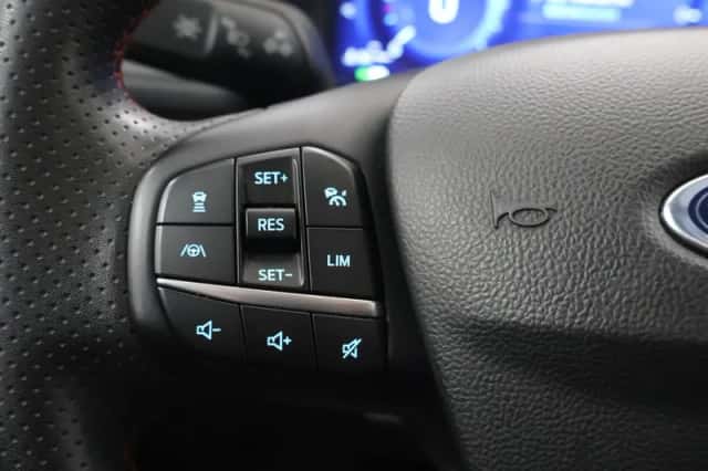 Ford Kuga (2023) thumbnail 34
