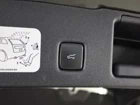 Ford Kuga (2021) thumbnail 43