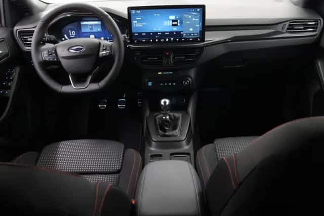 Ford Focus (2025) thumbnail 6