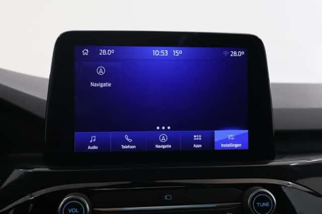 Ford Kuga (2021) thumbnail 25