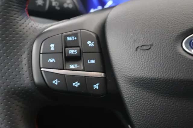 Ford Kuga (2021) thumbnail 36