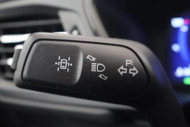 Ford Kuga (2021) thumbnail 37
