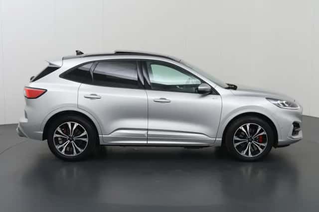 Ford Kuga (2021) thumbnail 6