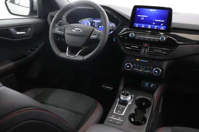 Ford Kuga (2021) thumbnail 9