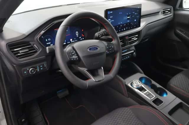Ford Kuga (2025) thumbnail 7