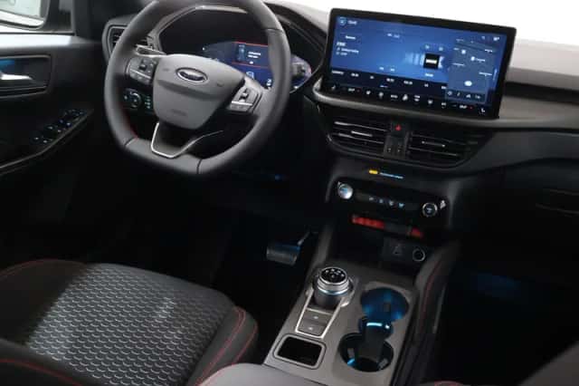 Ford Kuga (2025) thumbnail 9