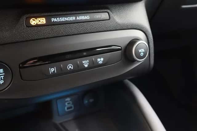 Ford Focus (2023) thumbnail 25