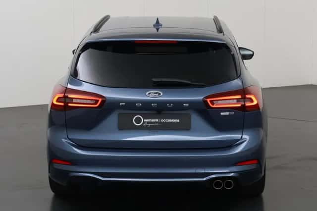 Ford Focus (2023) thumbnail 4