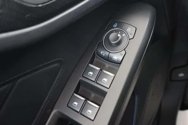 Ford Focus (2023) thumbnail 36