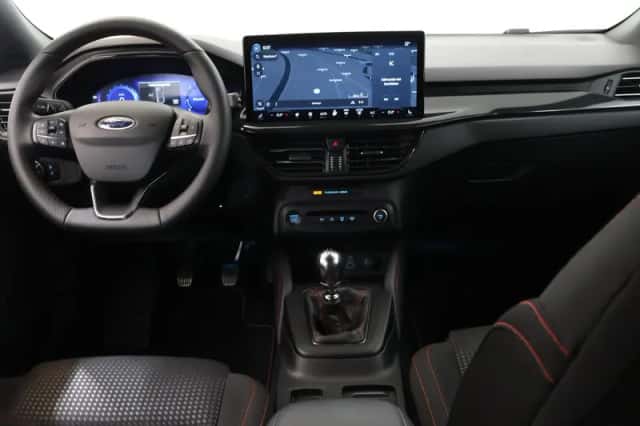 Ford Focus (2023) thumbnail 8