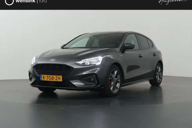 Ford Focus (2021) thumbnail 1