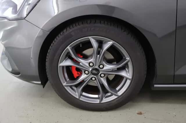 Ford Focus (2021) thumbnail 41