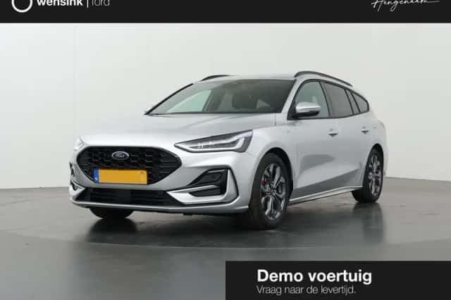 Ford Focus (2025) thumbnail 1