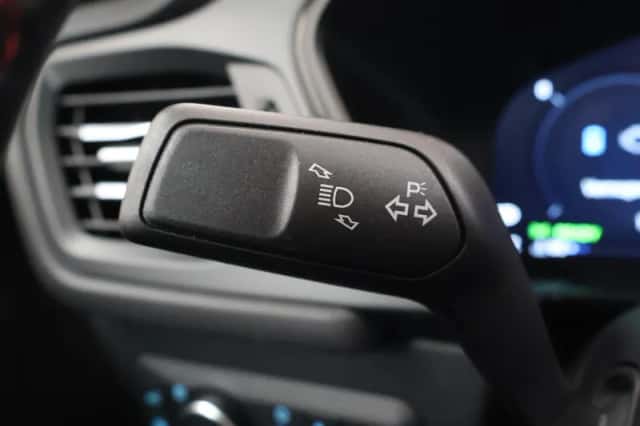 Ford Kuga (2025) thumbnail 35