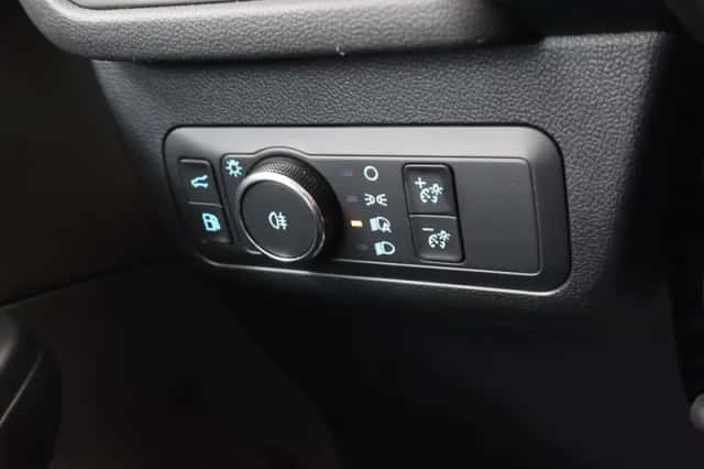 Ford Kuga (2025) thumbnail 36