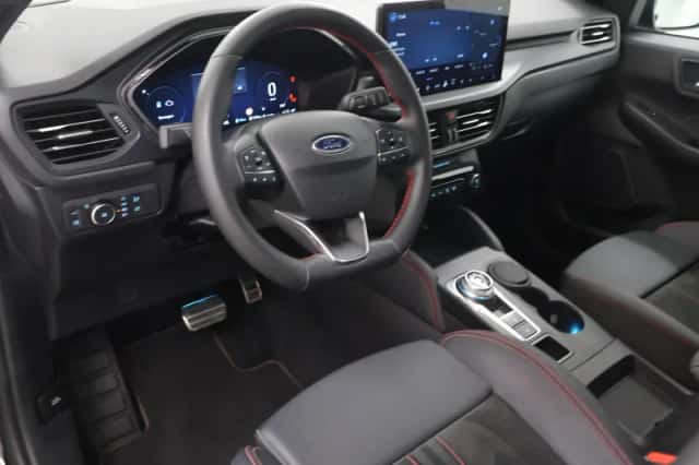 Ford Kuga (2025) thumbnail 7