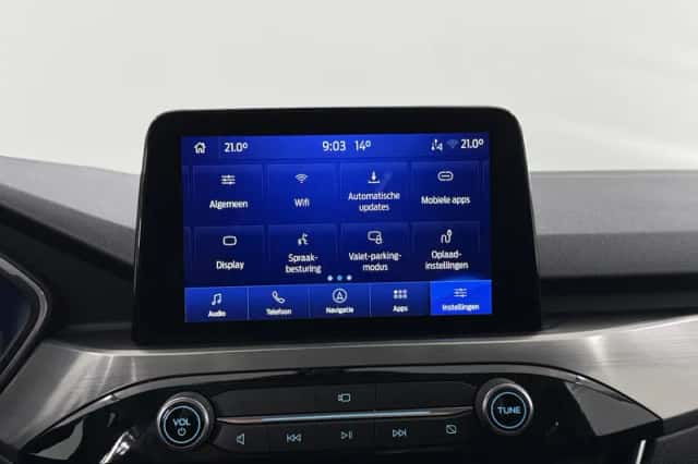Ford Kuga (2022) thumbnail 19