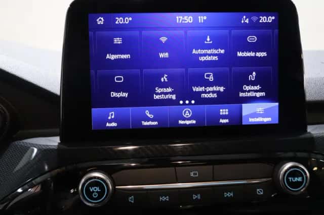 Ford Kuga (2020) thumbnail 24