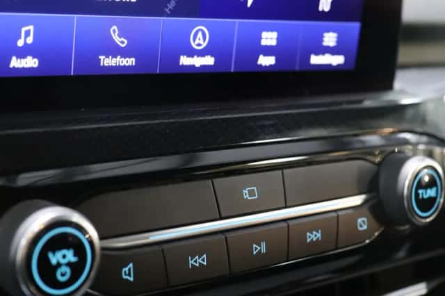 Ford Kuga (2020) thumbnail 27