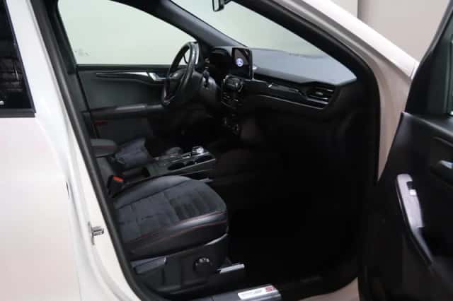 Ford Kuga (2020) thumbnail 7