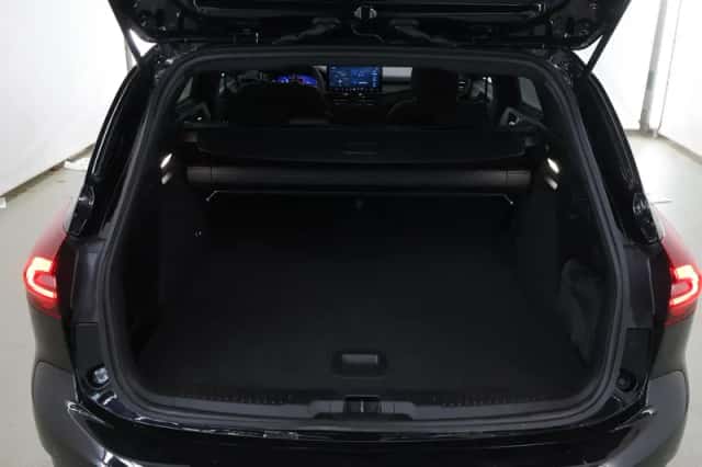 Ford Focus (2023) thumbnail 37