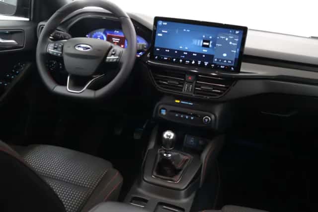 Ford Focus (2023) thumbnail 9