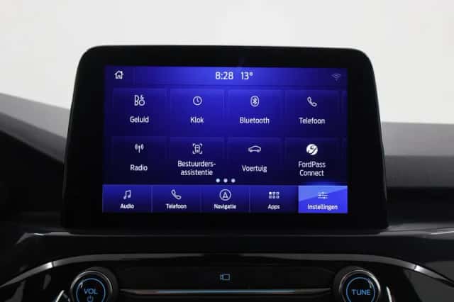 Ford Kuga (2022) thumbnail 21