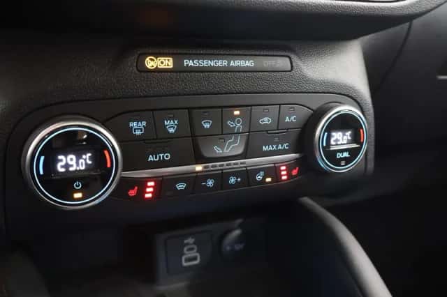 Ford Kuga (2022) thumbnail 27