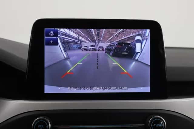 Ford Focus (2022) thumbnail 14