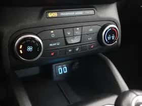 Ford Focus (2022) thumbnail 21