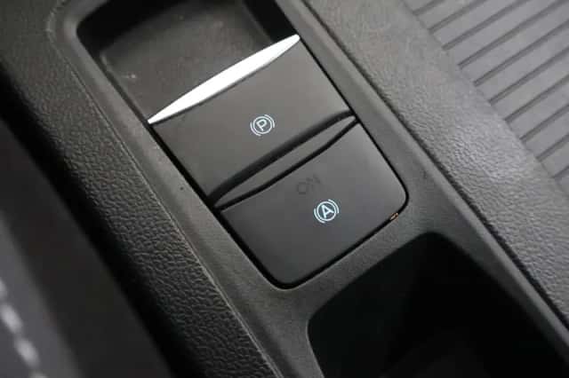 Ford Focus (2022) thumbnail 27