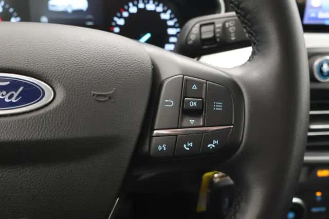 Ford Focus (2022) thumbnail 29