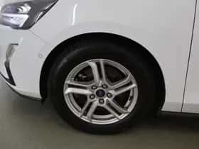 Ford Focus (2022) thumbnail 39
