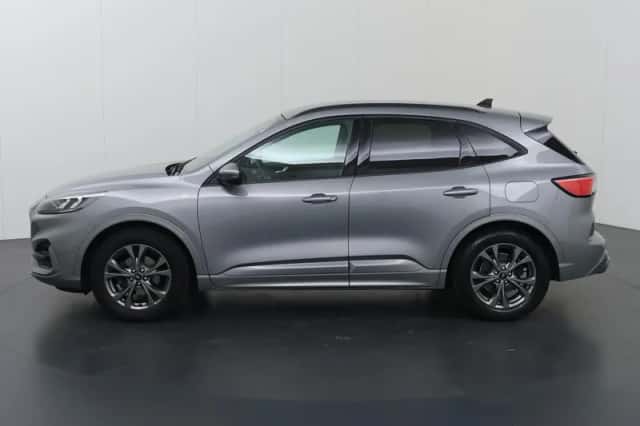 Ford Kuga (2021) thumbnail 5