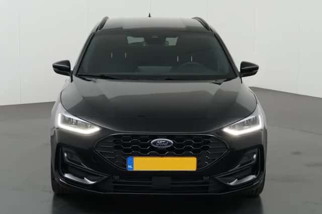 Ford Focus (2025) thumbnail 2